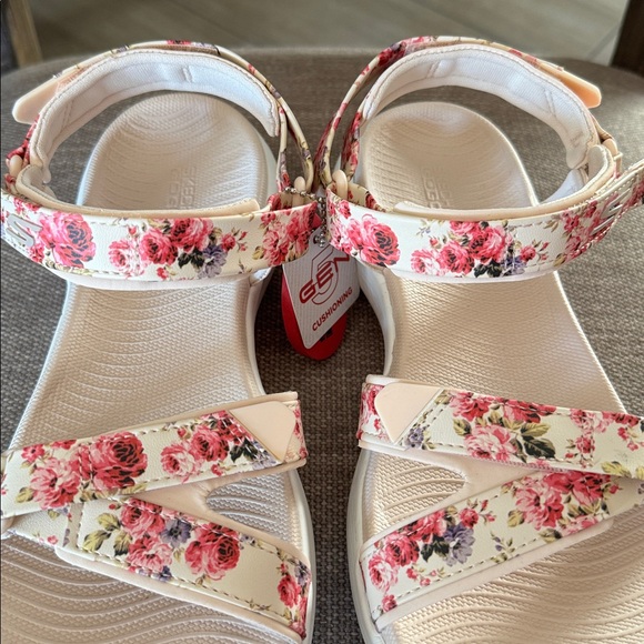 Skechers go golf rose pattern sandals NWT - Picture 6 of 6